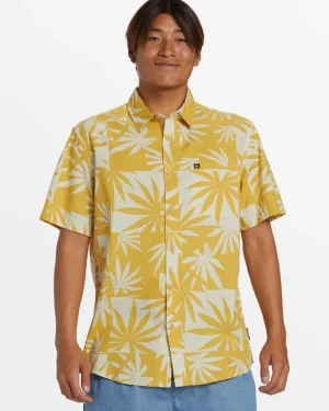 Quiksilver Shirts & Polos>Apero Classic Short Sleeve Shirt - OCHREAPEROORGANICSS
