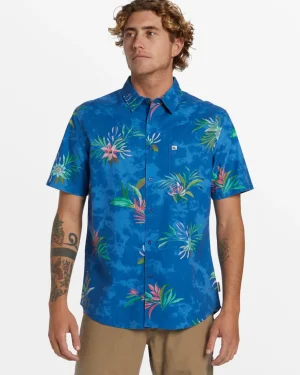 Quiksilver Shirts & Polos>Apero Classic Short Sleeve Shirt - STARSAPPHIREAPEROCLASSS