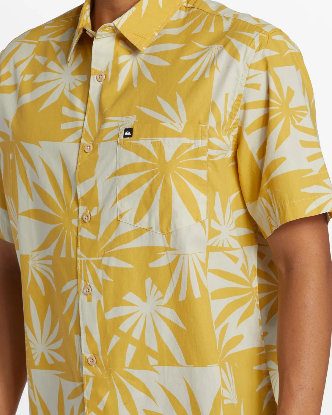 Quiksilver Shirts & Polos>Apero Classic Short Sleeve Shirt - OCHREAPEROORGANICSS