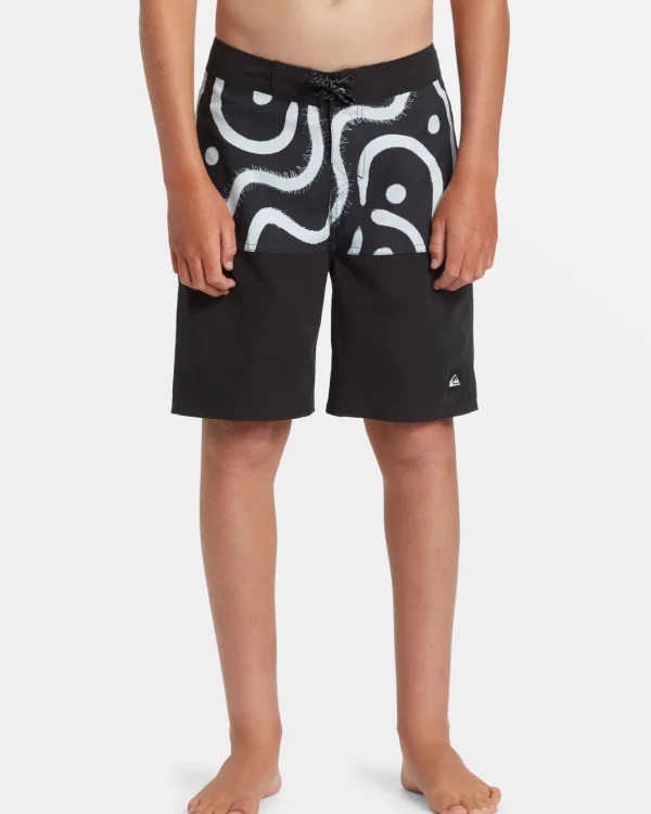 Quiksilver Boardshorts>Boys 8-16 Everyday Division 17" Boardshorts BLACK