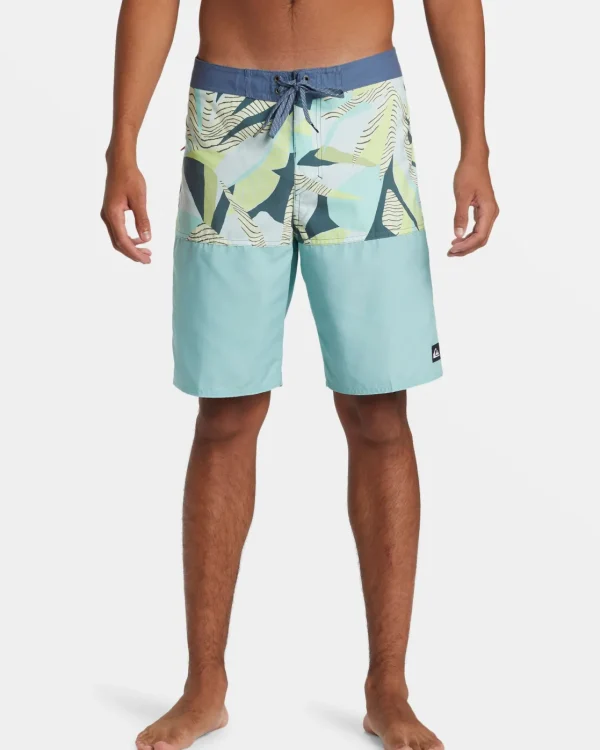 Quiksilver Boardshorts | Boardshorts>Everyday Division 20" Boardshorts AQUIFER