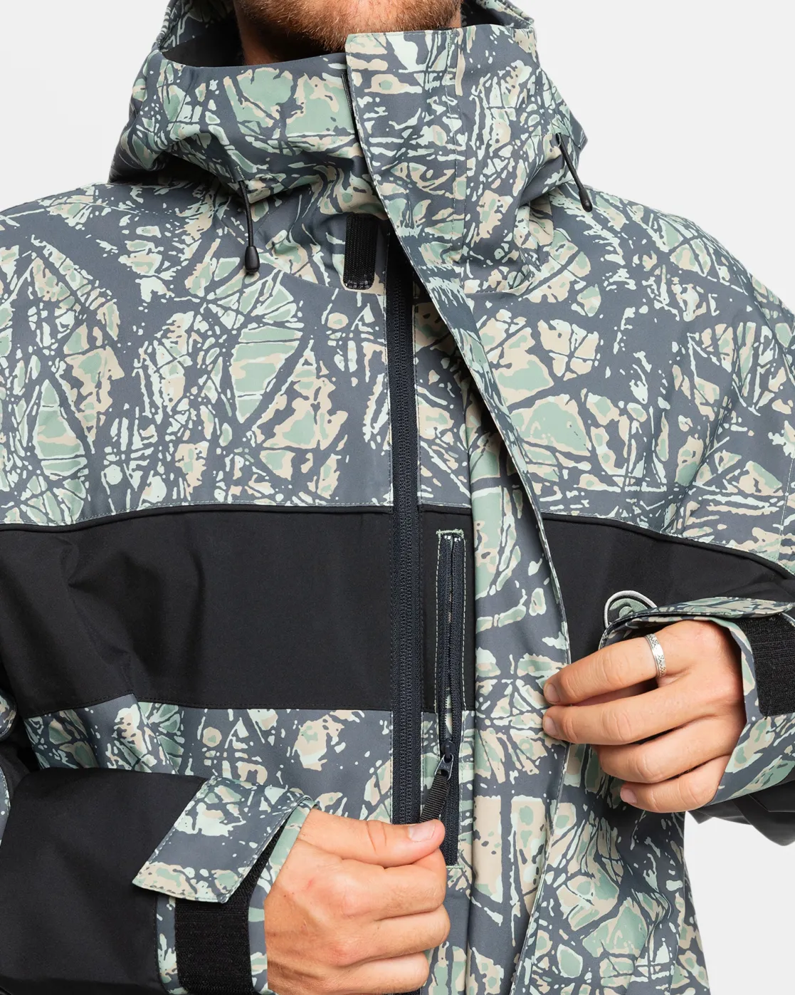 Quiksilver Snow Jackets>High Altitude 20K Snow Jacket WOODLANDABSTRACTSEASPRAY