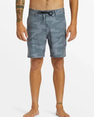 Quiksilver Shorts & Amphibians>Highline Amphibian 18.5" Hybrid Shorts IRONGATE