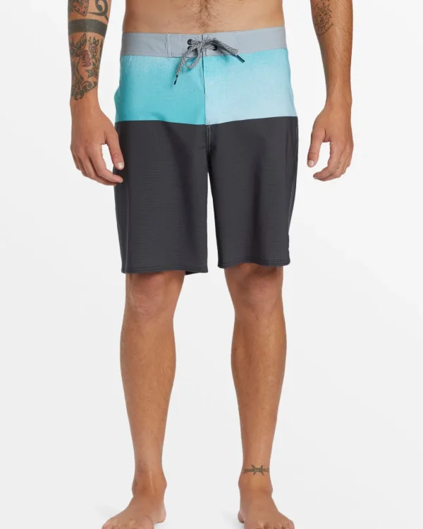 Quiksilver Boardshorts | Boardshorts>Highline Straight Leg 19" Boardshorts CAPRI