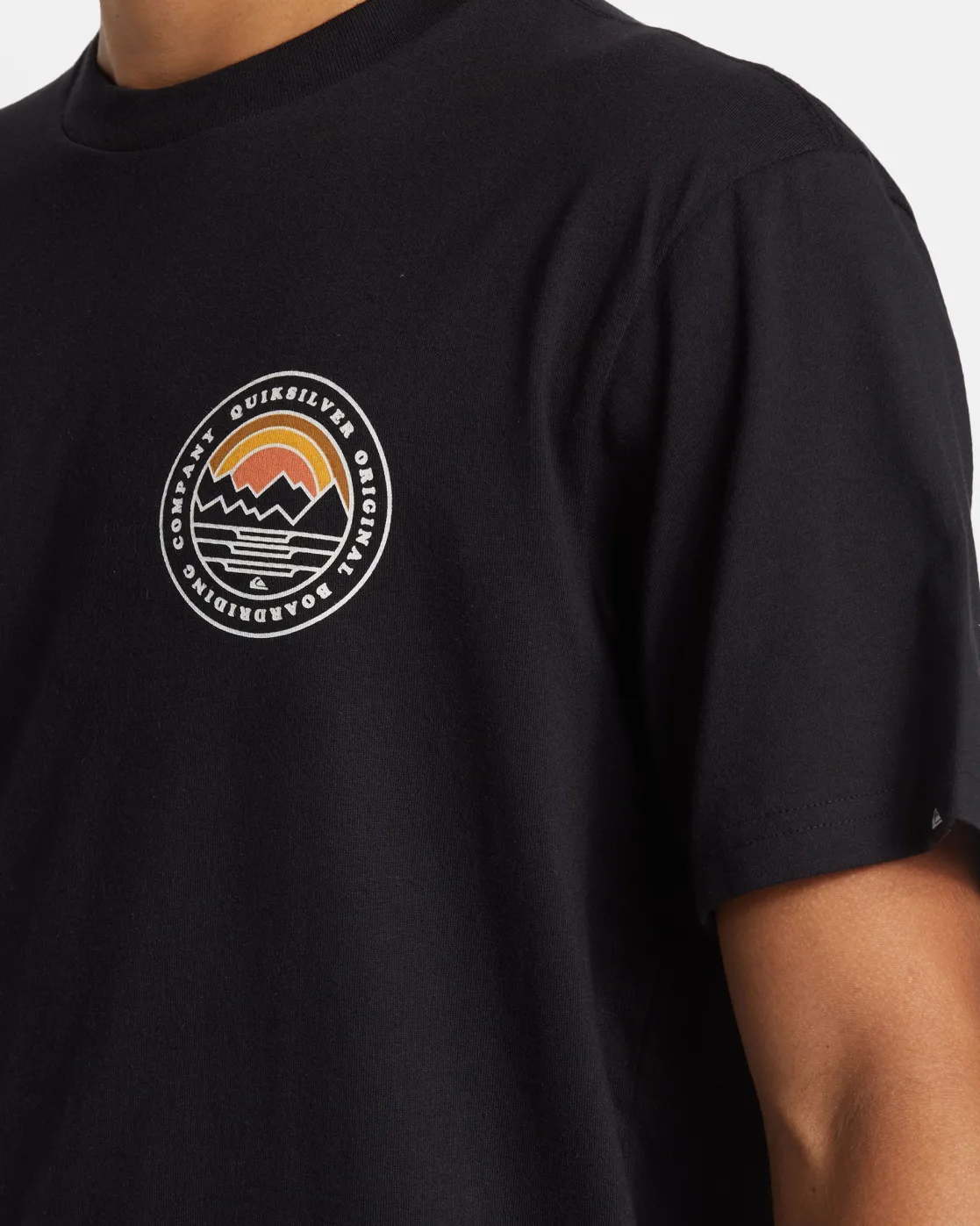 Quiksilver Tees>Landscapes T-Shirt BLACK