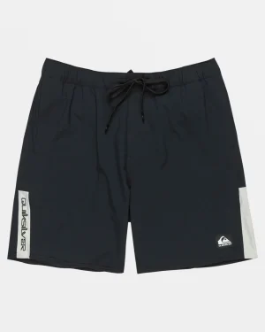 Quiksilver Shorts & Amphibians>Omni 17" Training Shorts BLACK