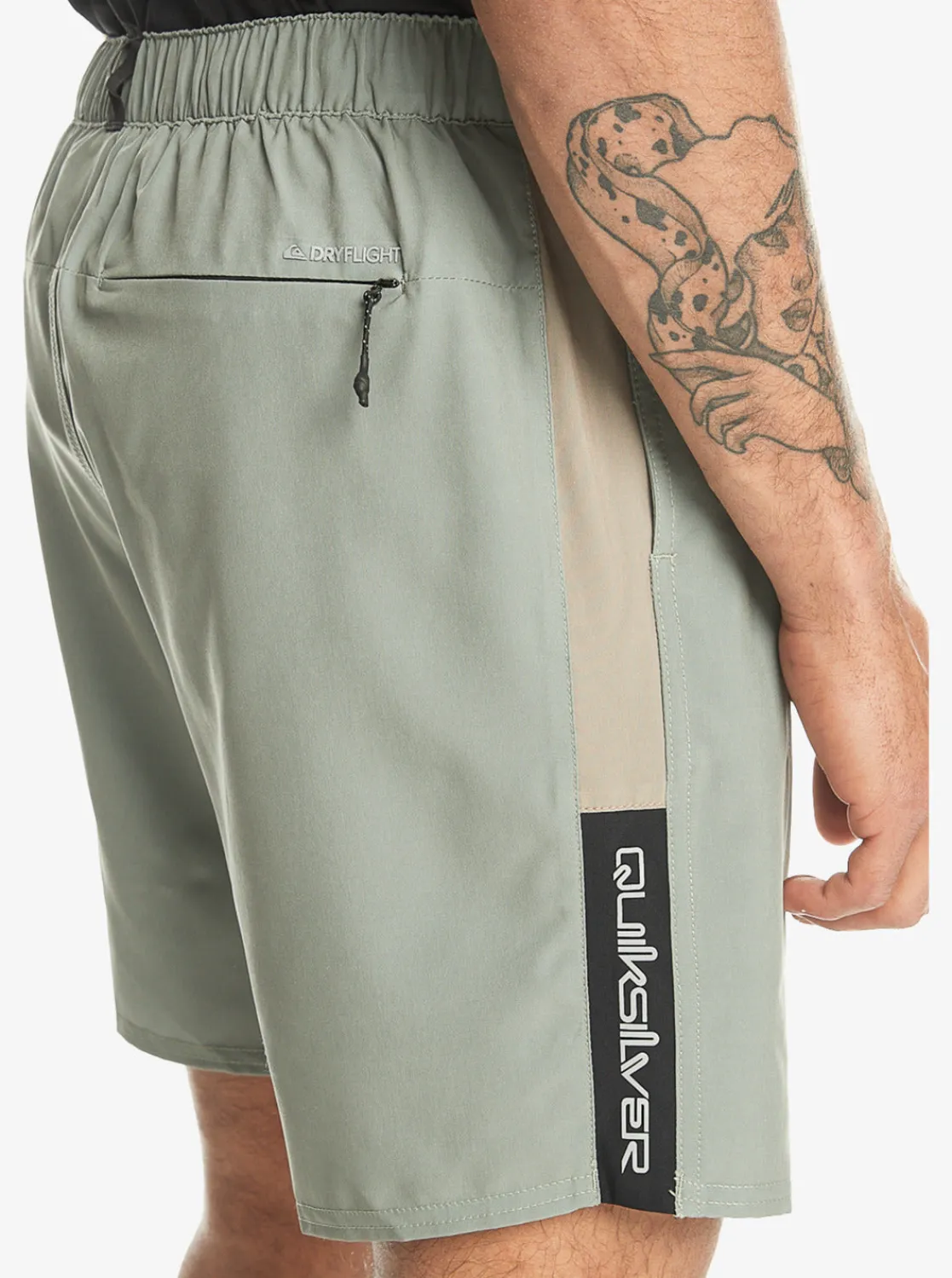 Quiksilver Shorts & Amphibians>Omni 17" Training Shorts SEASPRAY